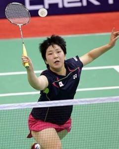 并能够凭借 并能够凭借