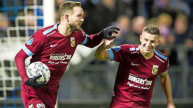 他在比赛中 他在比赛中