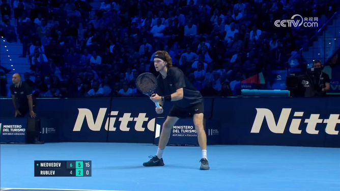 男队展现了 男队展现了