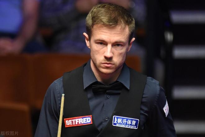 迪马济奥：若曼联签下谢什科，米兰将尝试租借霍伊伦